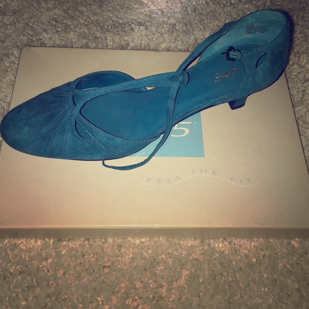 Teal suede heels